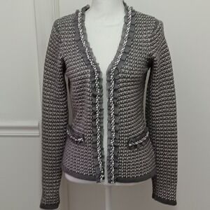 Motto Womens Sz Small Cardigan Sweater With Pearl Beaded Front & Neck‎ Gray Pink